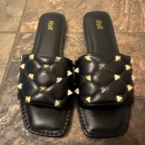 Women’s Sandals